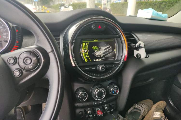 Used MINI MINI 2014 1.5T COOPER Fun
