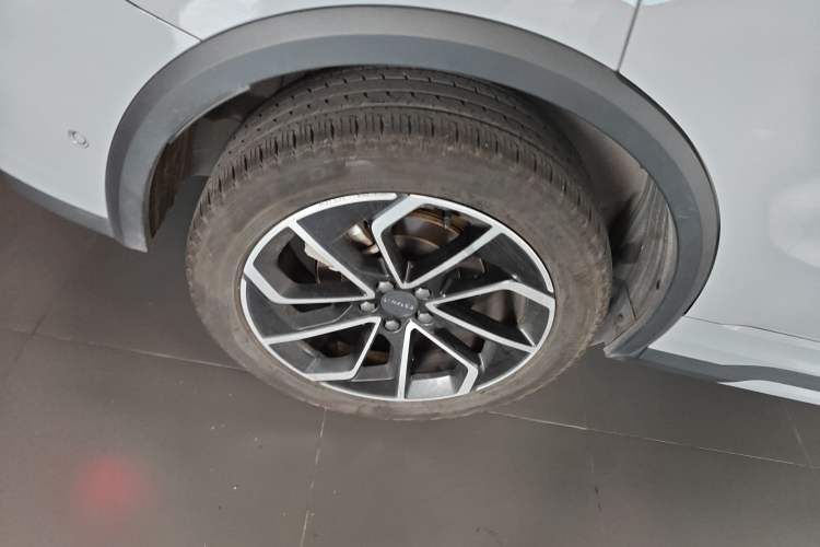 Used Lynk & Co 01 EM-P 2023 1.5TD EM-P AM Exterior 8