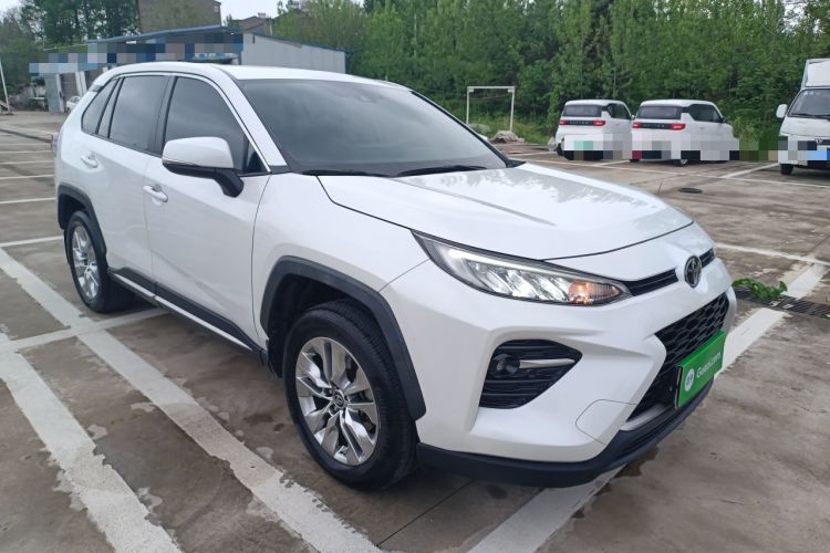 Used Toyota Wildlander 2020 2.0L CVT 4x4 Luxury Edition Front Right 45 Deg