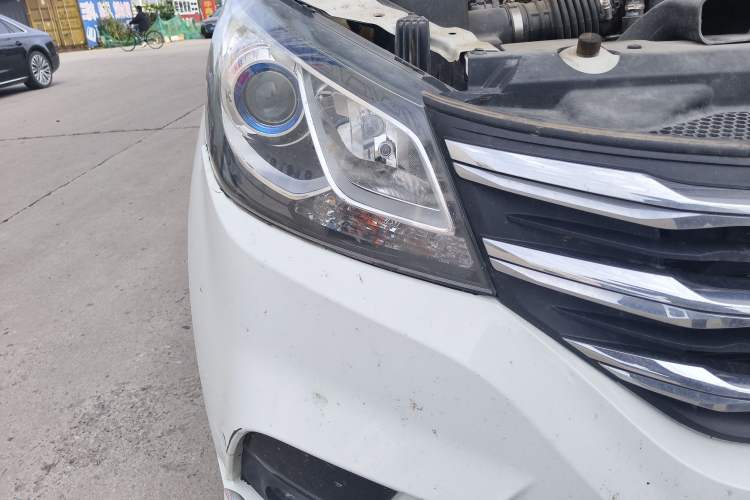 Used SAIC MAXUS G10 2022 2.0T Automatic Smart Enjoyment Version Gasoline 7 Seats