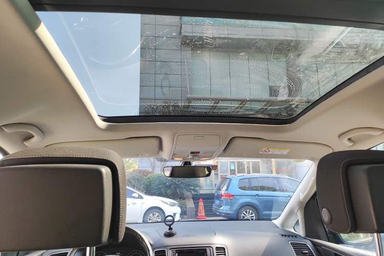 Used Volkswagen Sharan 2016 380TSI Comfort Edition 7-Seater
