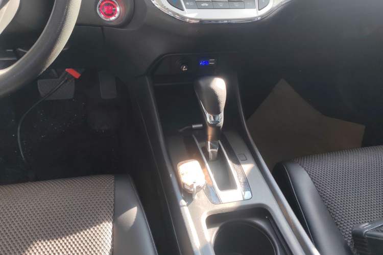 Used Honda Jade 2017 1.8L automatic Comfort version 5 seats
