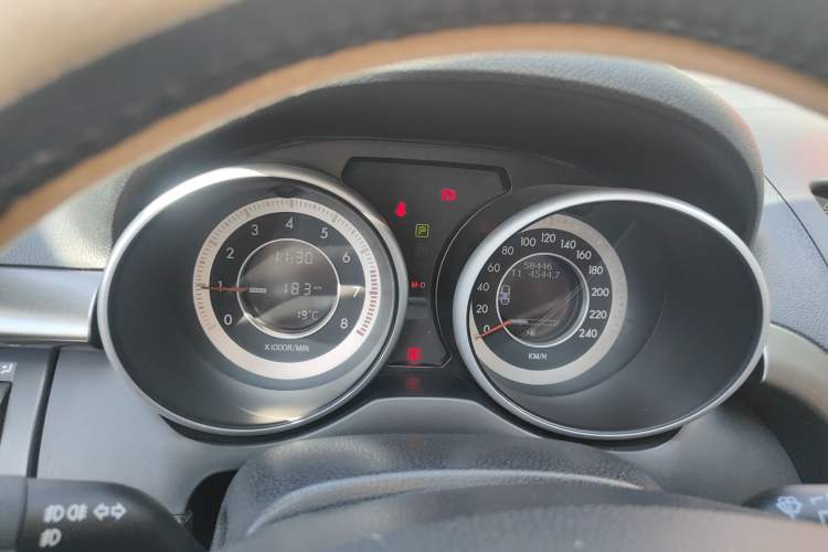 Used Bestune X80 2015 2.0L automatic comfort version