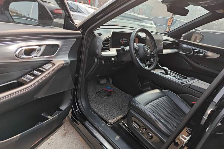 Used GAC Trumpchi GS8 2022 LINGHANG Series 2.0 TGDI Two-Wheel-Drive Luxury Edition (7 Seats) Driver Seat