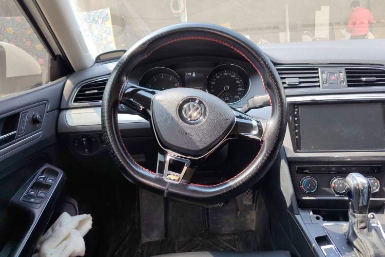 Used Volkswagen Lamando 2017 230TSI DSG Fashion Edition Steering Wheel