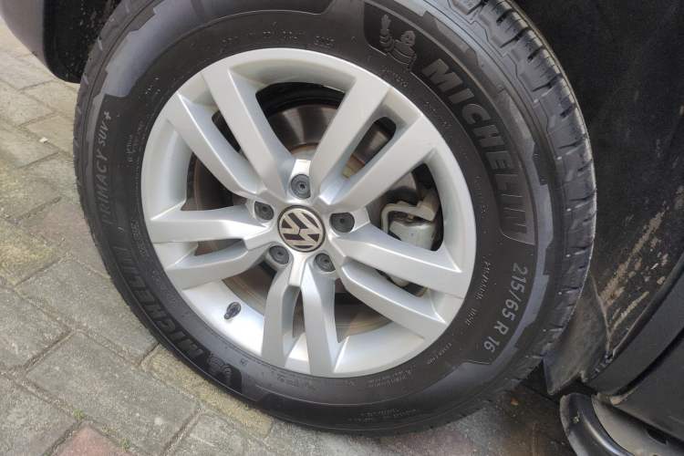 Used Volkswagen Tiguan L 2015 1.8TSI Automatic Two-Wheel Drive Trend Edition