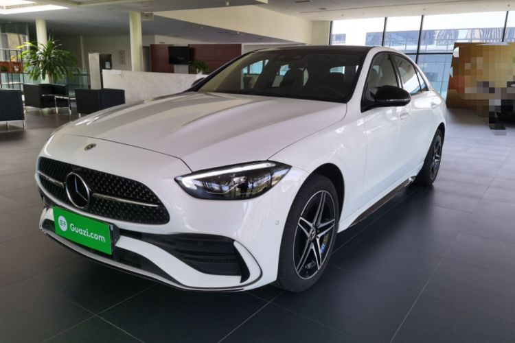 Used Mercedes-Benz C-Class 2024 Facelifted C-Class 260 L Night Edition Sports Version