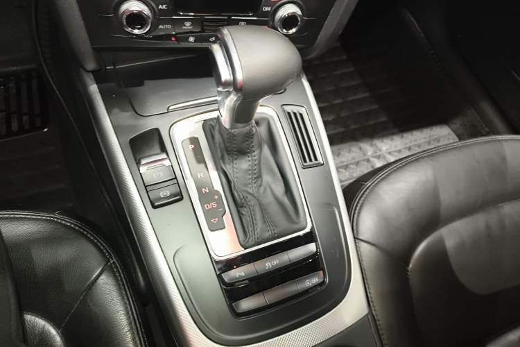 Used Audi A4L 2015 35 TFSI Automatic Standard Model
