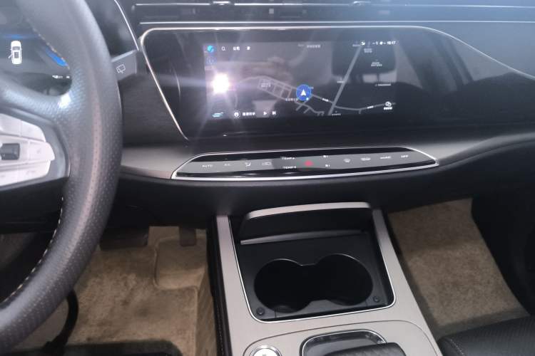 Used CHANGAN OSHAN X7 2020 1.5T Automatic Parking with Facial Recognition – Spacey & Carefree Edition
