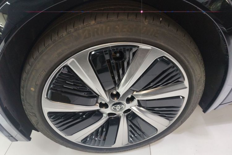 Used Toyota bZ5 2025 Model 550 PRO Smart Driving Edition Left Front Wheel Hub