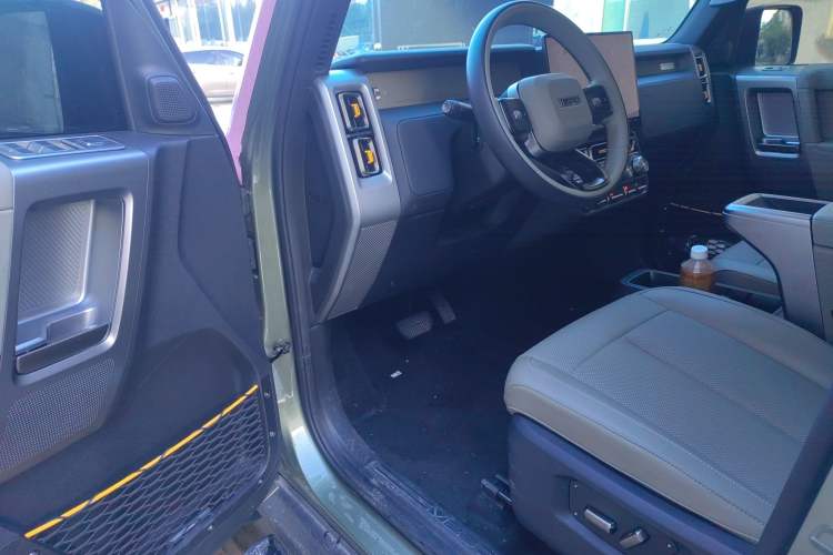 Used iCAR V23 2025 501 Four-Wheel Drive Intelligent Driving Version Interior 3