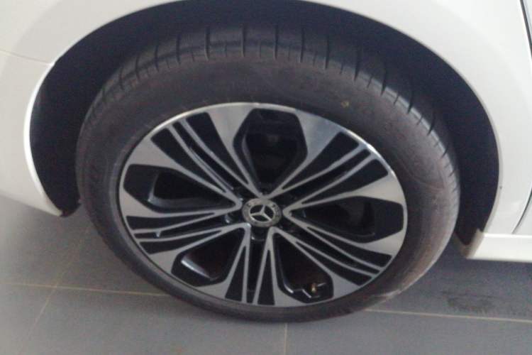 Used Mercedes-Benz E-Class New Energy 2024 E 350 e L Plug-in Hybrid Sedan