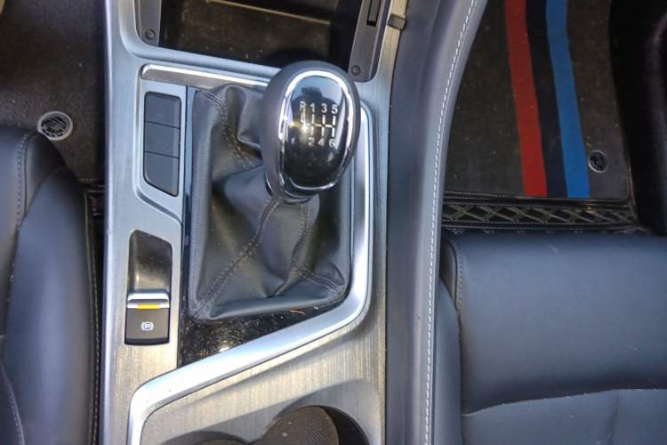 Used CHANGAN CS55PLUS 2021 Blue Whale Edition 1.5T Manual Luxury Model Gear Lever