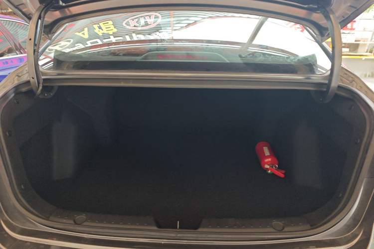 Used CHANGAN Eado 2023 Changan Edition PLUS Blue Whale NE 1.4T GDI DCT Prestige Version
