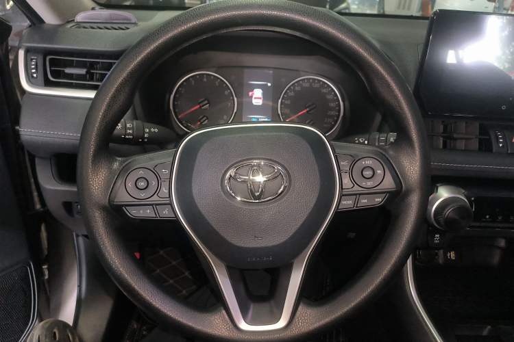 Used Toyota RAV4 2023 2.0L CVT Two-Wheel Drive Urban Edition
