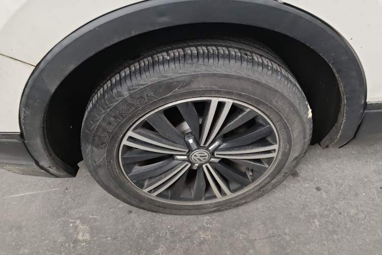 Used Volkswagen Tiguan L 2019 330TSI Automatic Two-Wheel Drive Luxury Edition China VI Standard