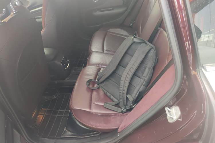 Used MINI Clubman 2016 Revised Version 1.5T COOPER Connoisseur Edition
