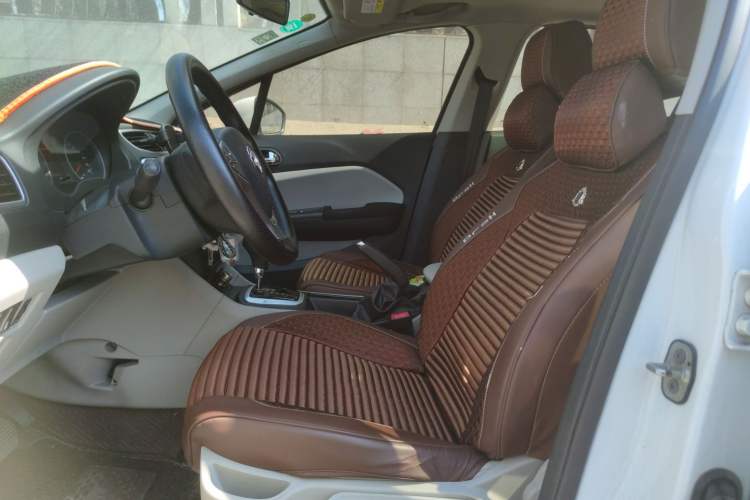 Used Dongfeng Aeolus L60 2015 1.8L Automatic New Enjoyment Model
