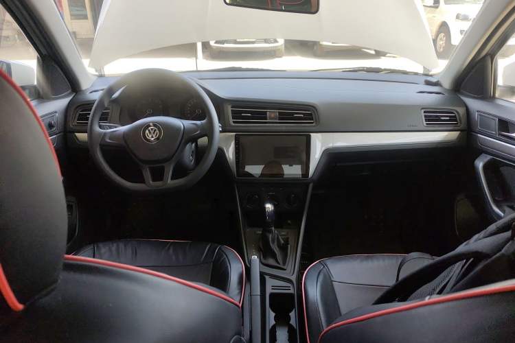 Used Volkswagen Lavida 2019 Lavida Start 1.5L Automatic Trendy Version China VI Standard
