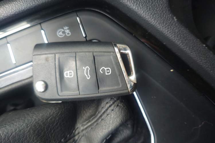 Used Volkswagen Tiguan L 2018 380TSI Automatic All-Wheel Drive Luxury Edition
