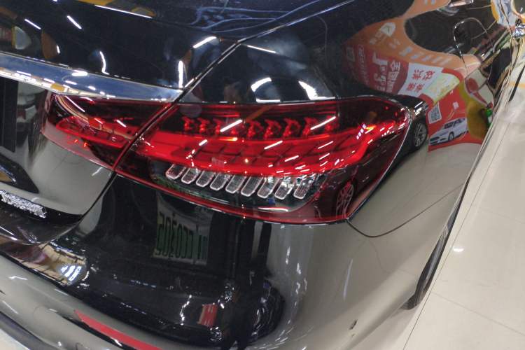 Used Mercedes-Benz E-Class 2022 E 300 L Sport Luxury Edition Exterior 3