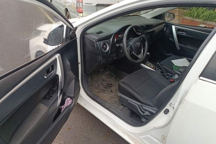 Used Toyota Corolla 2017 Revised Version 1.2T S-CVT GL-i Driver Seat