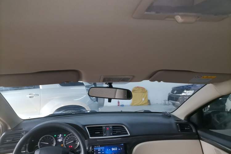 Used Suzuki Alivio 2015 1.6L Automatic Comfort Model
