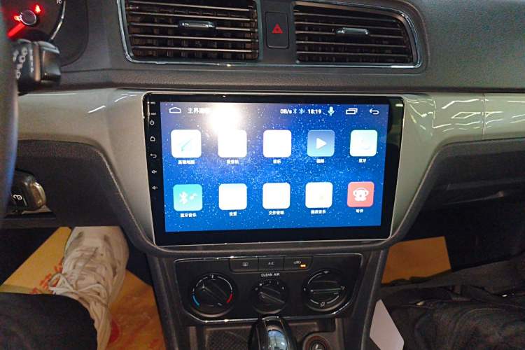 Used Volkswagen Gran Lavida 2015 1.6L Automatic Comfort Edition
