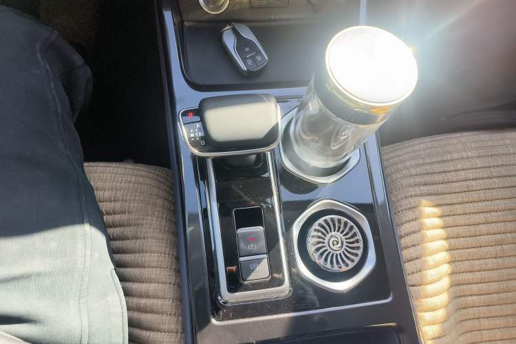 Used BAW Ruisheng Ace M7 2025 2.0L Automatic Long Wheelbase Luxury Version 7 Seats