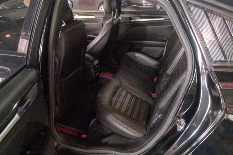 Used Ford Mondeo 2013 1.5L GTDi180 Fashion Edition Left Rear Seat