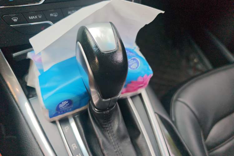 Used Ford Edge 2016 EcoBoost 245 Two-Wheel-Drive Titanium 7-Seater
