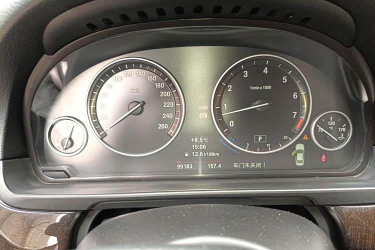 Used BMW 5 Series 2011 523Li Leading Model