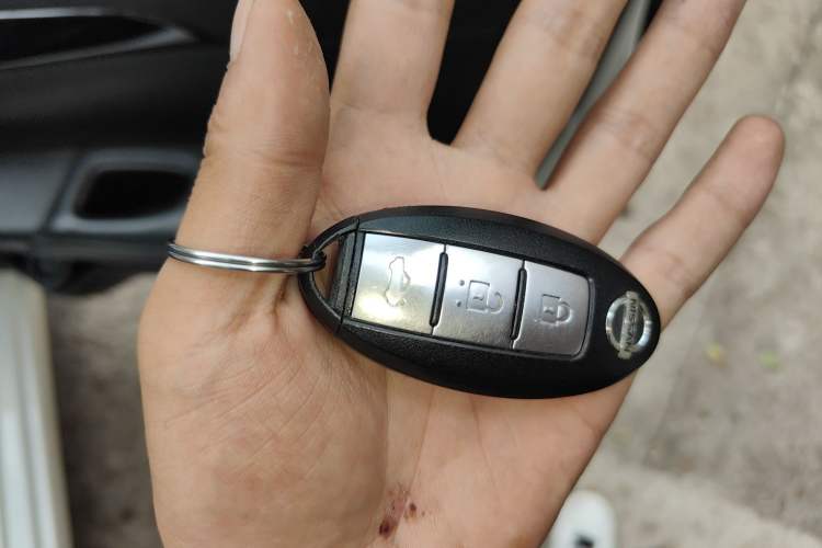 Used Nissan Sylphy 2016 1.6 XL CVT Deluxe Edition Vehicle Key