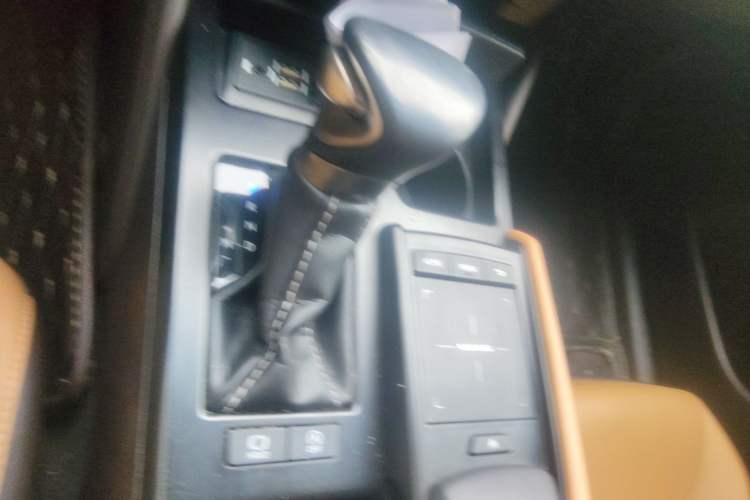 Used Lexus ES 2020 200 Excellence Edition