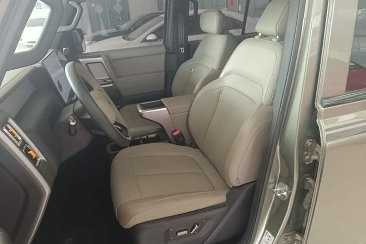 Used iCAR V23 2025 501 Four-Wheel Drive Intelligent Driving Version Left Front Seat