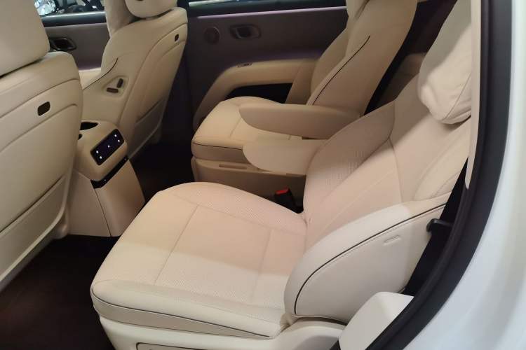 Used Li Auto Li Auto i8 2025 Model Standard Version