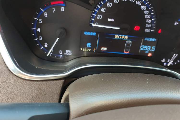 Used Cadillac SRX 2013 3.0L Leading Model Odometer Close Up