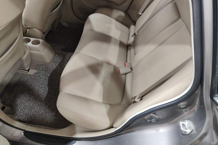 Used Nissan Sylphy 2018 Classic 1.6XE CVT Comfort Edition Left Rear Seat
