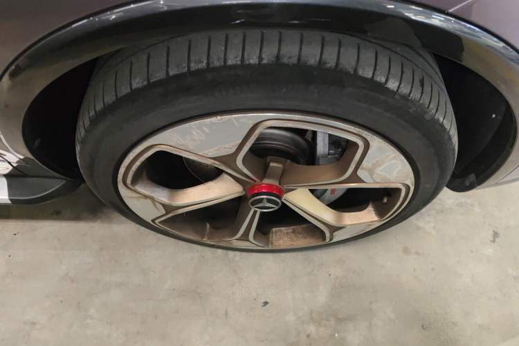 Used Denza X 2020 PHEV Flagship Edition Right Front Wheel Hub