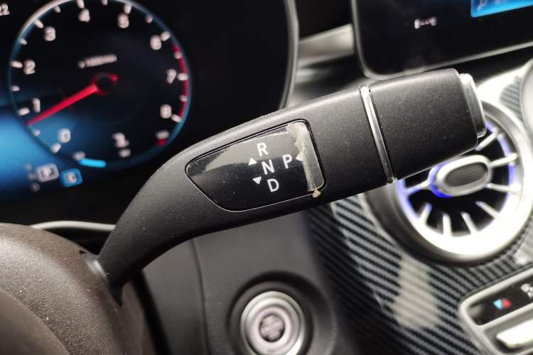 Used Mercedes-Benz GLC 2021 GLC 300 L 4MATIC Dynamic Model Gear Lever