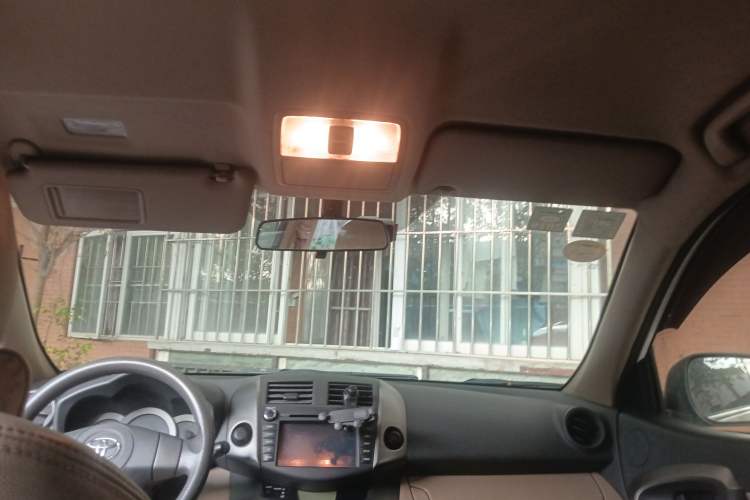 Used Toyota RAV4 2011 2.0L Automatic Classic Edition