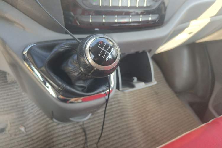 Used Foton Toano 2017 2.8T Restyled S Commercial Version Short Wheelbase ISF2.8s5129T Gear Lever