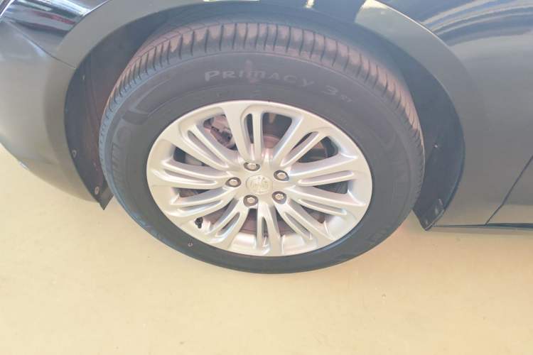 Used Buick LaCrosse 2018 30H Elite Edition