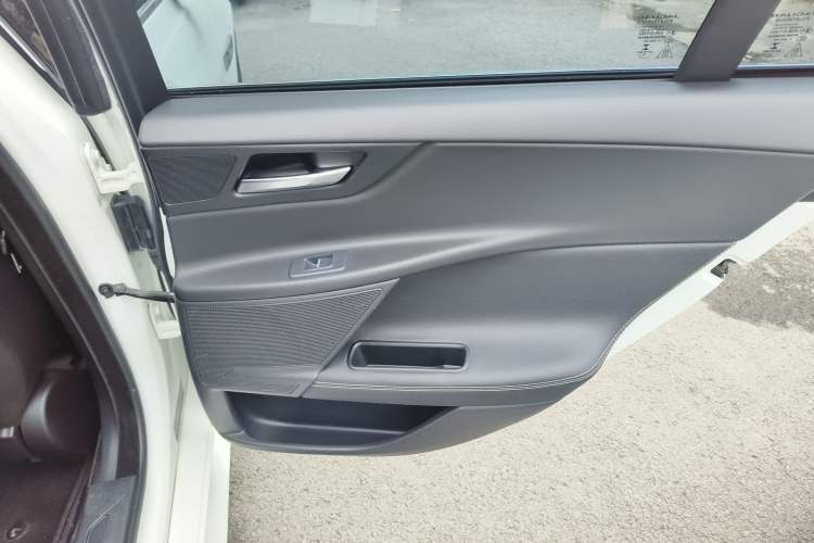 Used Jaguar XE 2015 2.0T 200 PS R-Sport
