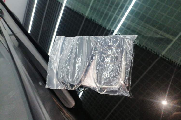 Used Toyota Highlander 2018 2.0T Four-Wheel Drive Prestige Version 7 Seats China V Emission Standard