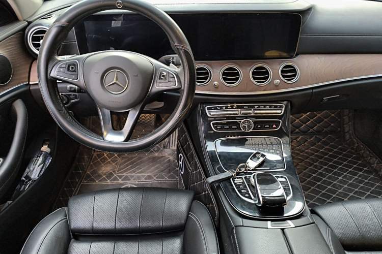 Used Mercedes-Benz E-Class 2016 E 200 L