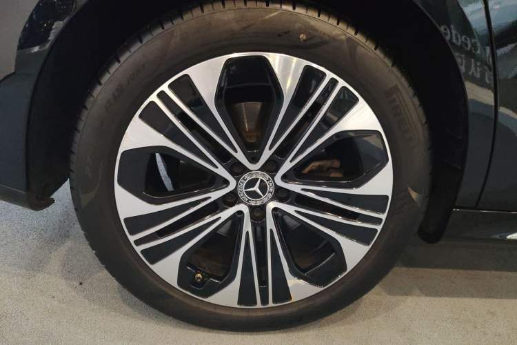 Used Mercedes-Benz E-Class 2024 E 300 L Fashion Sport Model