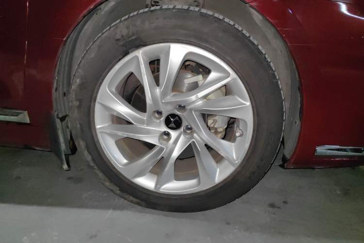 Used DS 4S 2016 1.6T Automatic Ruidong Version THP160 Right Front Wheel Hub