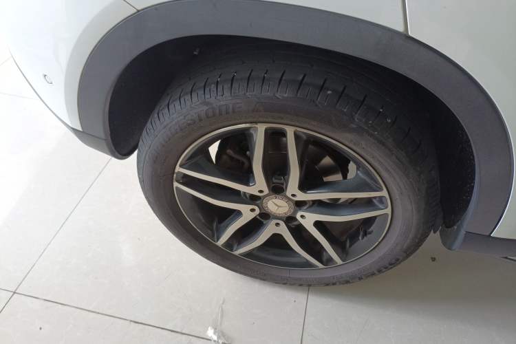 Used Mercedes-Benz GLA 2016 GLA 200 Fashion Model Right Rear Wheel Hub