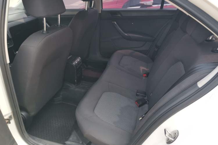 Used Volkswagen Santana 2019 1.5L Manual Fashion Edition China VI Standard